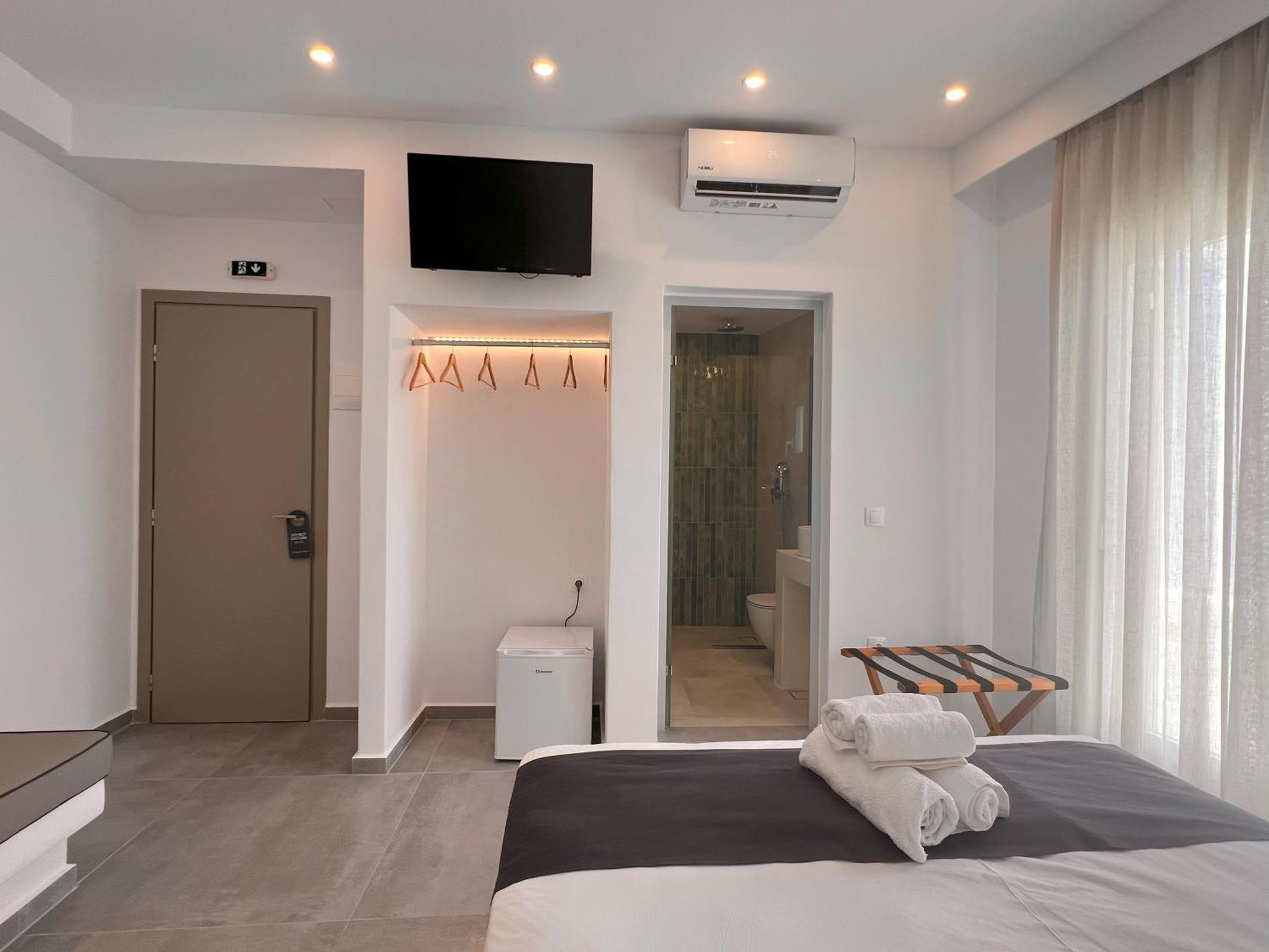 Hotel Acropolis Paro Esterno foto